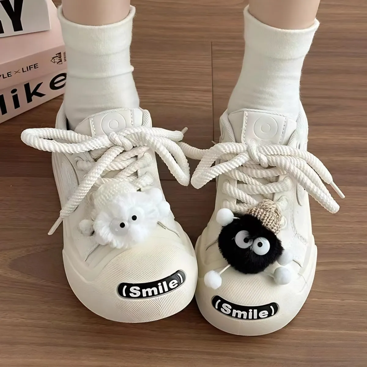 Canvas Chunky Platform Sneakers for Women & Girls Y2K Aesthetic 3cm Height Increase with Accessories
