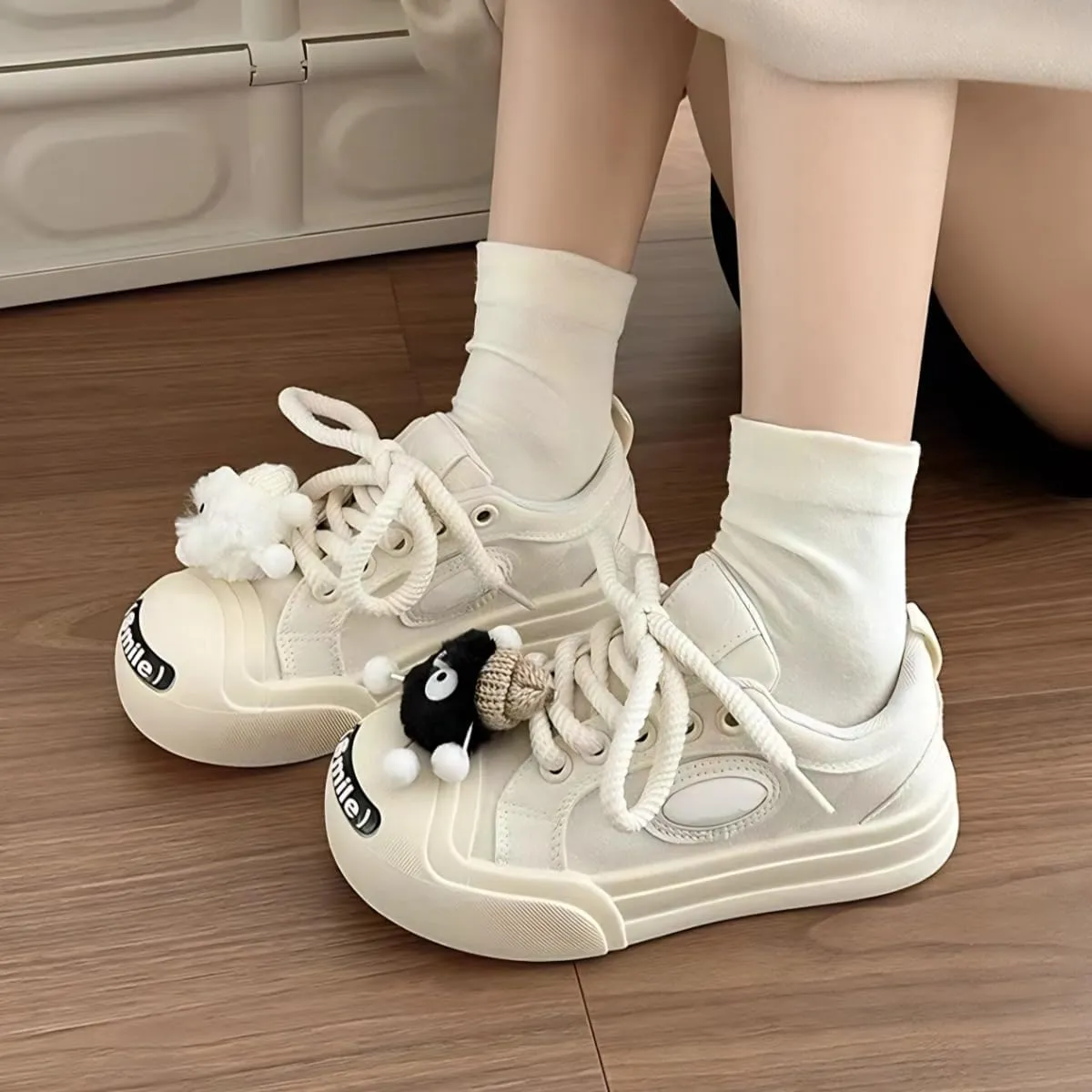 Canvas Chunky Platform Sneakers for Women & Girls Y2K Aesthetic 3cm Height Increase with Accessories
