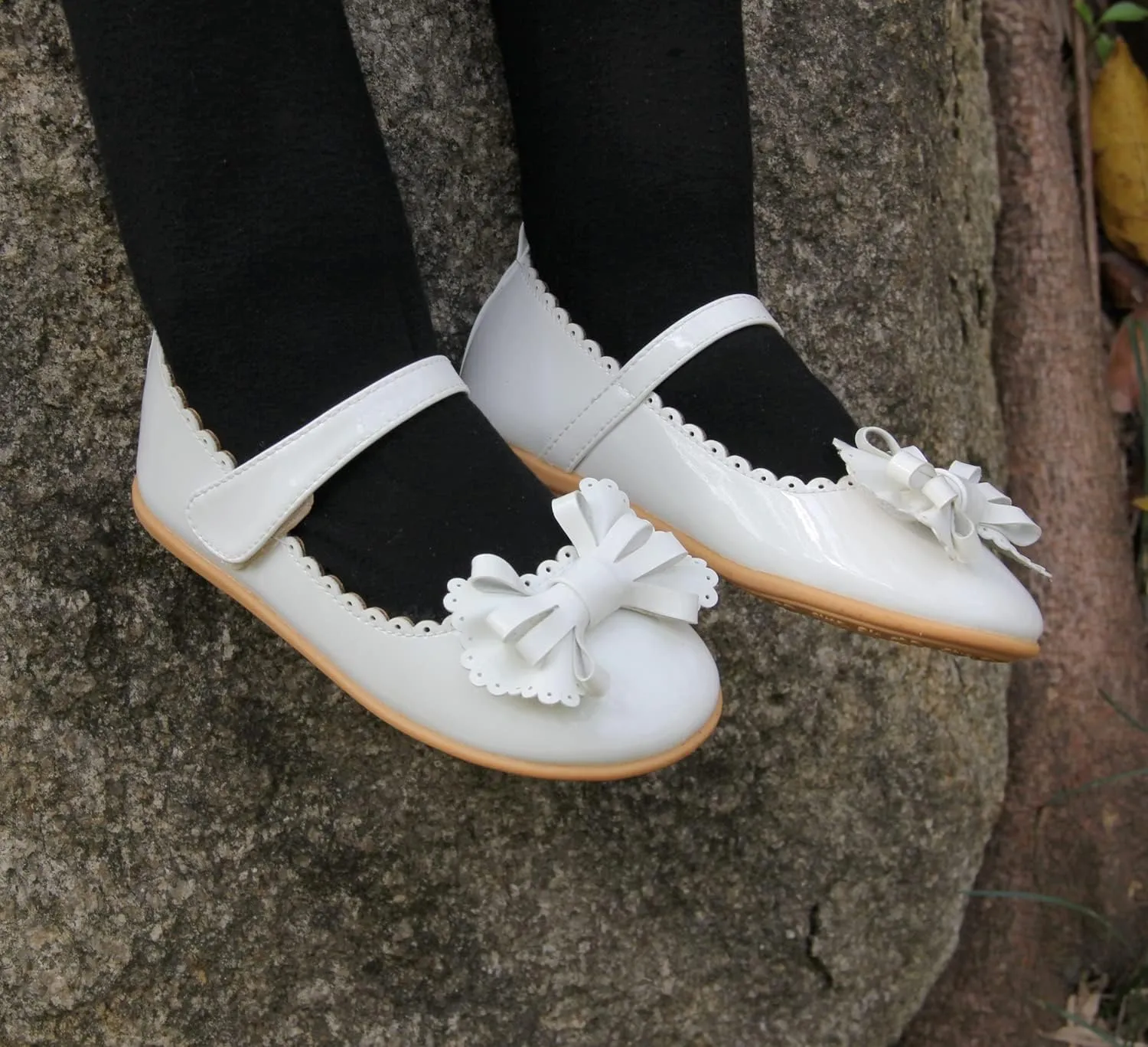 EIGHT KM Toddler Girls Dress Shoes  Girls Mary Jane Shoes | Mary Jane Flats - Ballet Flats  Party, Flower Girl, Wedding Dress Shoes for Girls  Comfortable & Non-Slip Design for Ages up to 7