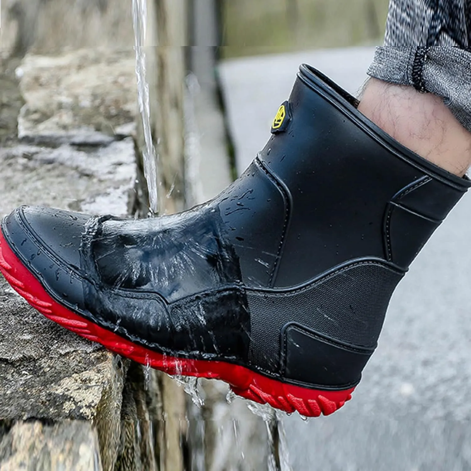Men's rain boots, waterproof rain boots, mid-calf, fashionable outer water shoes, velvet for warmth, rubber shoes