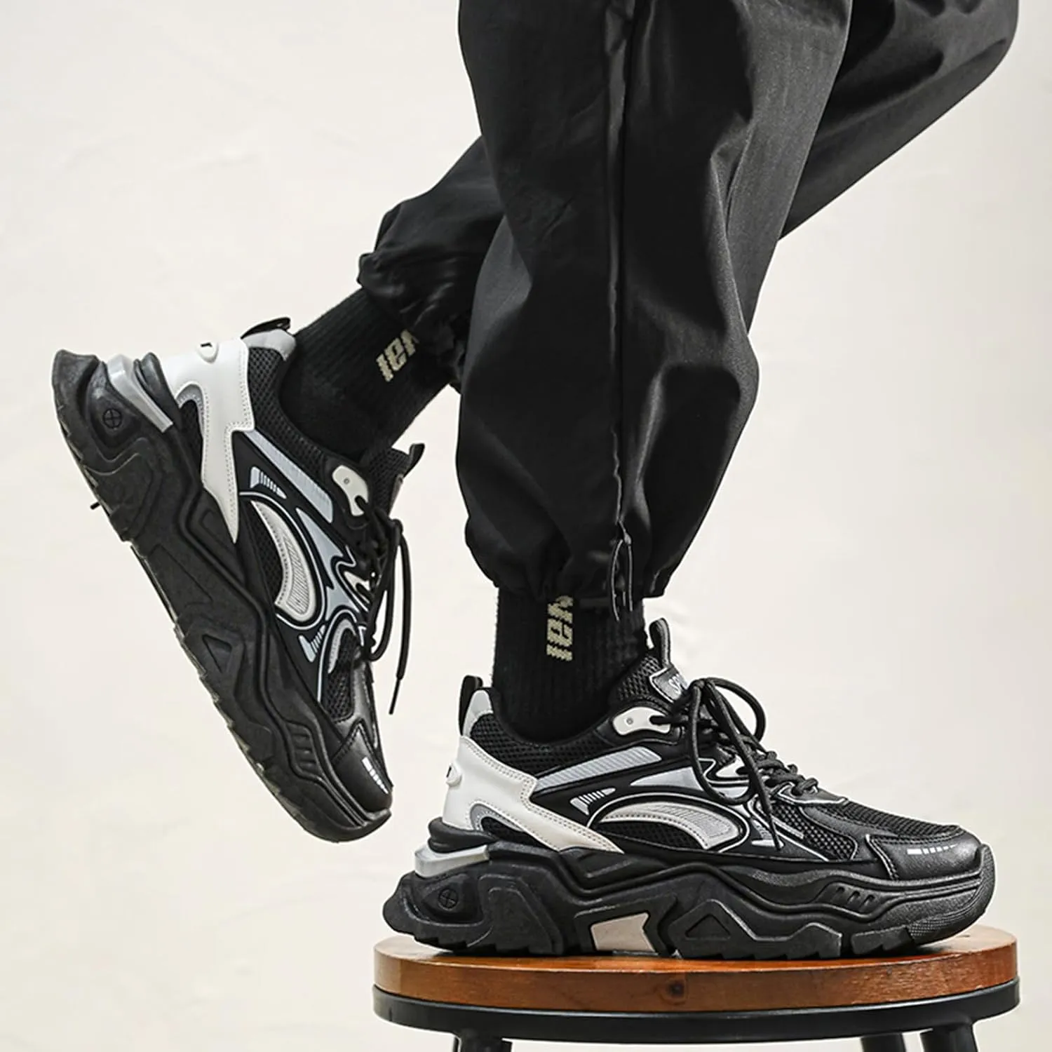 Men's Trendy Stylish Sneakers, Comfortable Wear-Resistant Skateboard Shoes for All Seasons, Tennis Work Walking Shoes