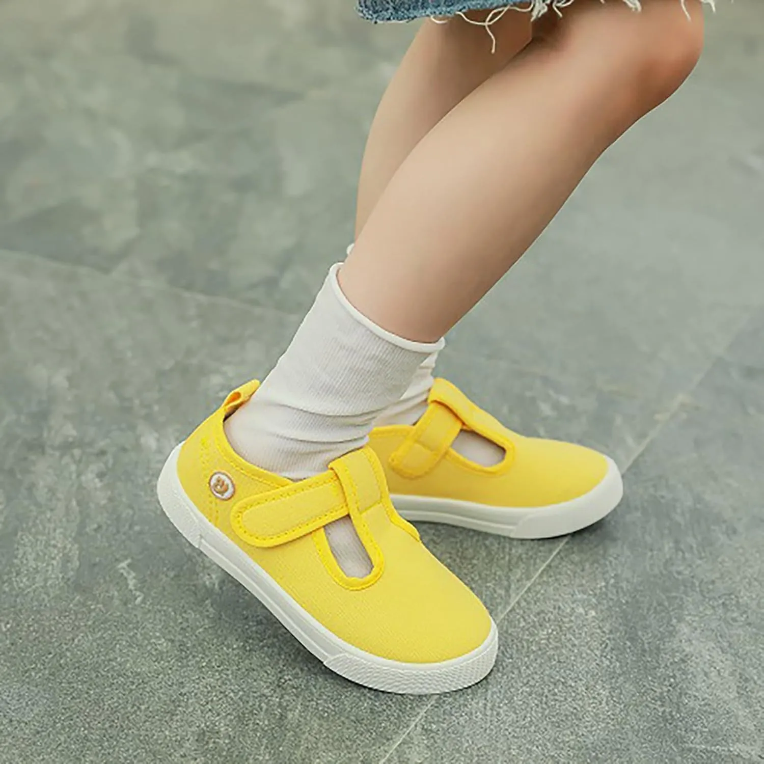 Toddler Boys Girls Slip On Walking Shoes Kids Low Top Canvas Sneaker Shoes Classic Flat for Kids Casual Sneaker