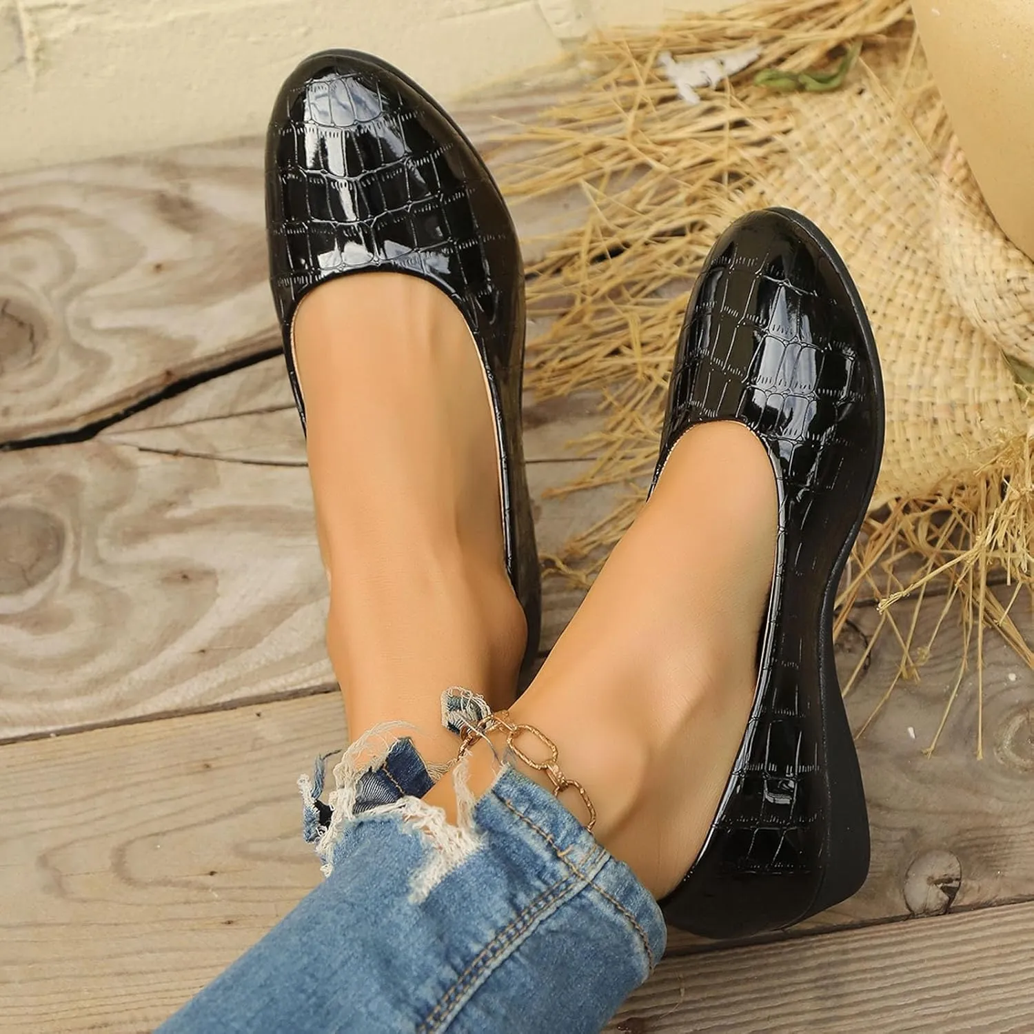 Wedge Sandals for Women Closed Toe Pointed Toe Flats Slip On Leather Work Flat Shoes Casual Summer Daily Shoes
