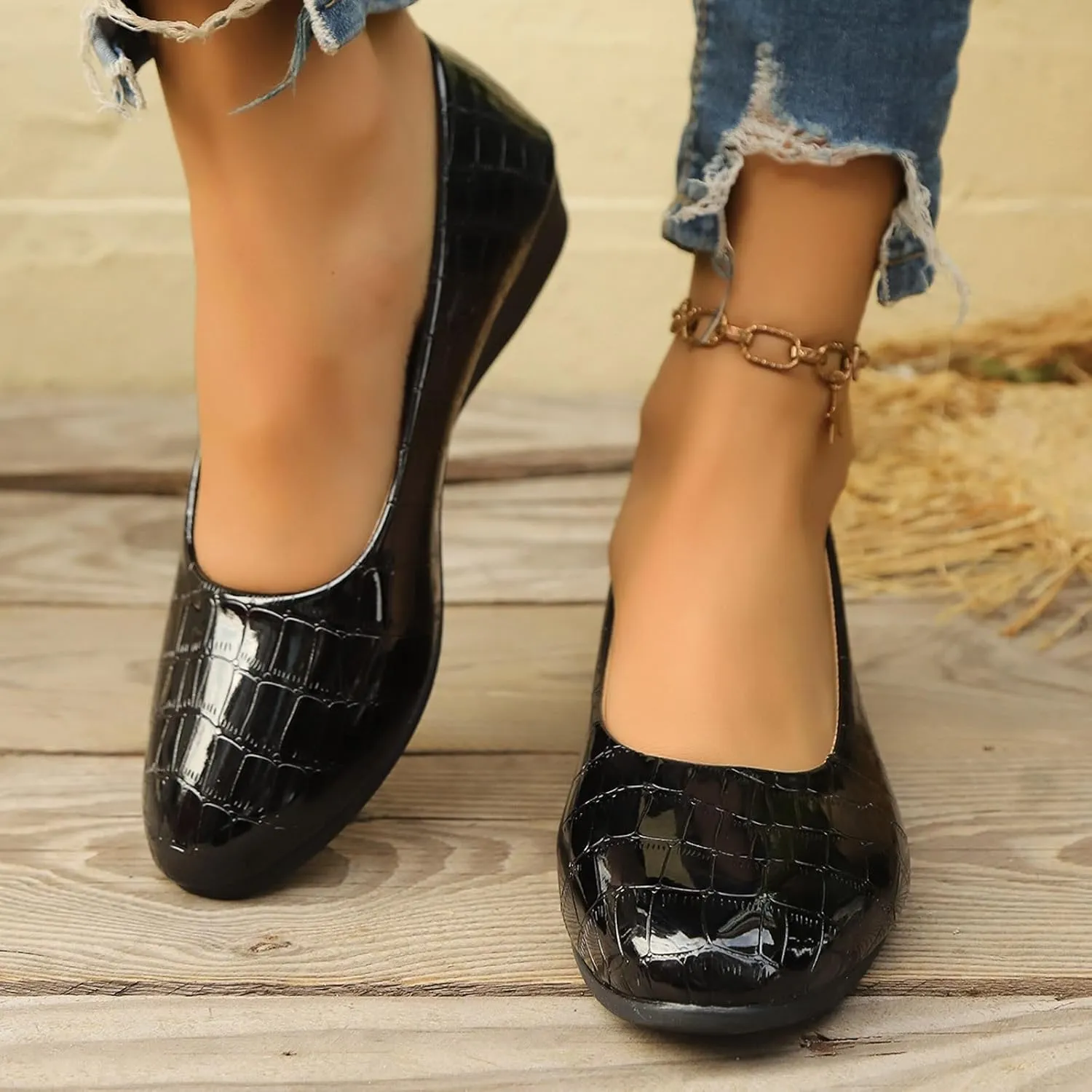 Wedge Sandals for Women Closed Toe Pointed Toe Flats Slip On Leather Work Flat Shoes Casual Summer Daily Shoes