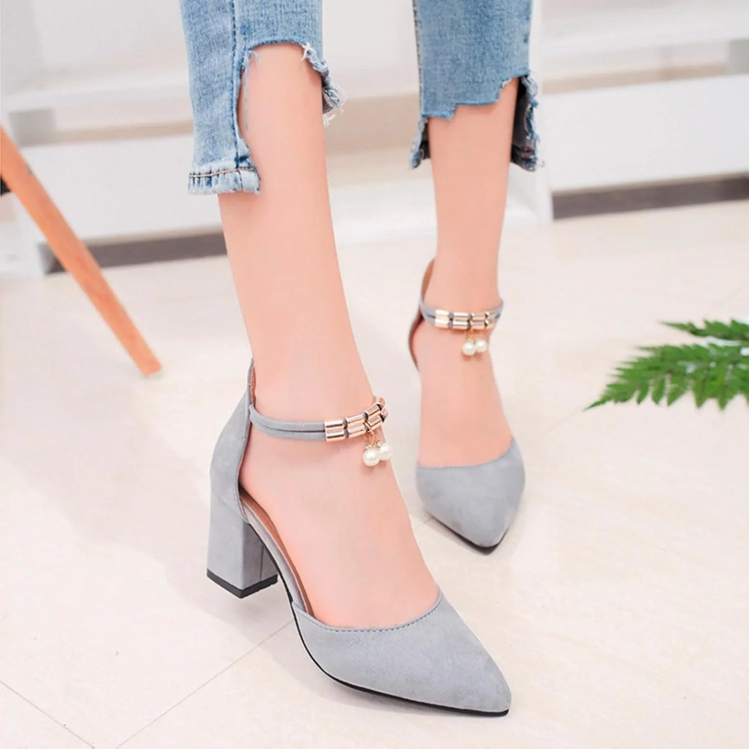 Women Thick Soles Sandals Summer New Pattern Fashion Casual Chunky Heel Buckle Strap pump Shoes Versatile Battle Retro Elegant Roman Wide Feet Dress Trendy Non fur warm sandals O34-Black